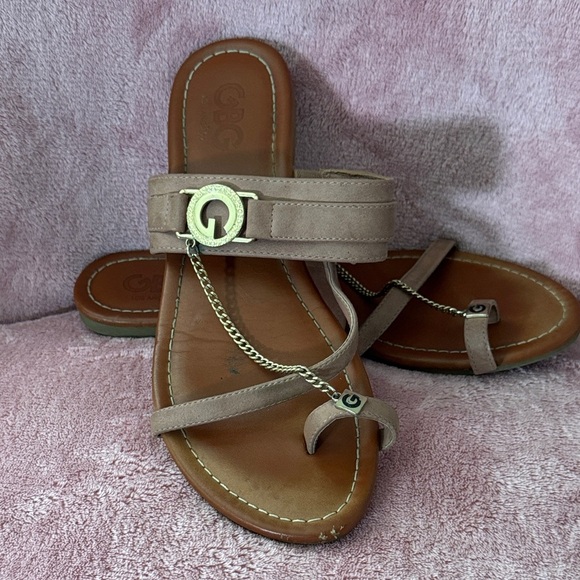G by Guess Tan Sandals with Chain Detail - Picture 1 of 3